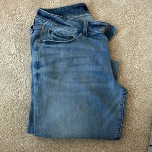 Express 32x32 slim straight light wash jeans